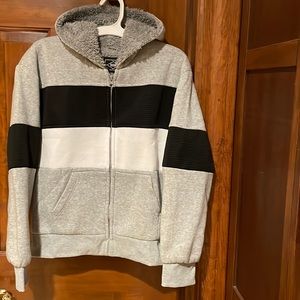 Tom winter sweatshirt boys size 14-16 on tag but more like 10-12 in reality